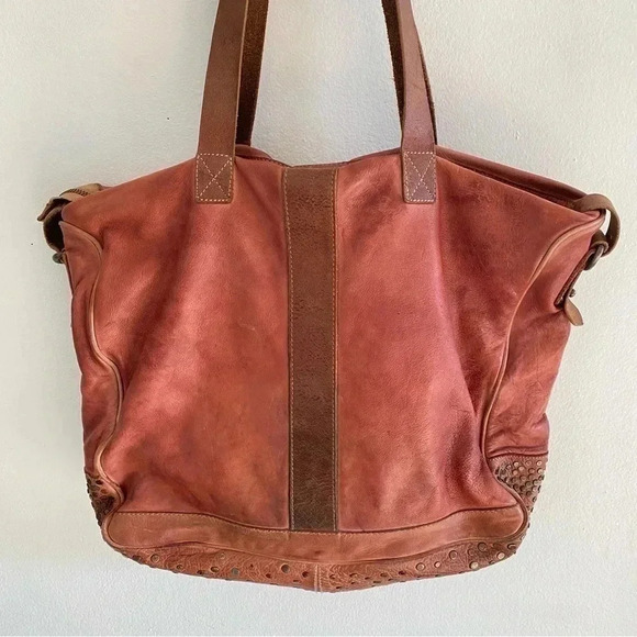 SAMANT CHAUHAN Bag - Picture 10 of 16